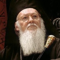 Вселенський патріарх наказав припинити служби в церквах до кінця березня