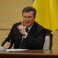 Януковича викликали до ДБР