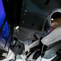 SpaceX — приватна компанія вперше відправить астронавтів на МКС