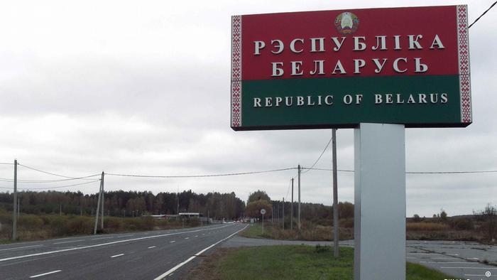 Українцям заборонили їздити в Білорусь по внутрішніх паспортах з 1 вересня 2020 року