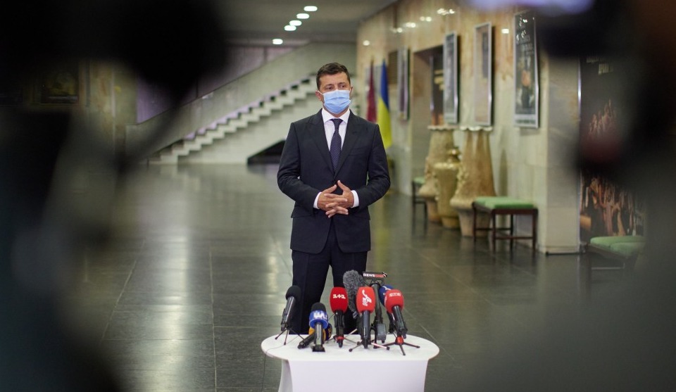 Зеленський заявив, що буде постійно їздити по регіонам України