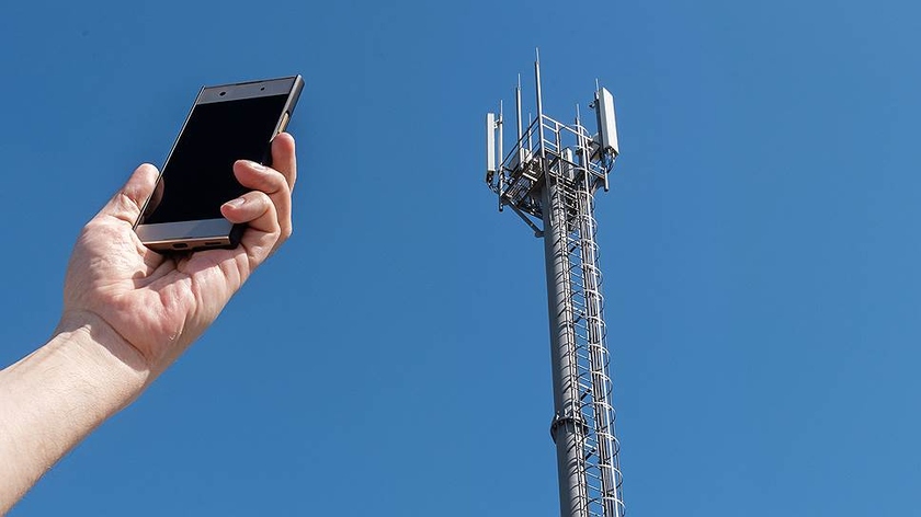 Місцева влада блокує розвиток зв’язку через страх перед "вишками 5G"