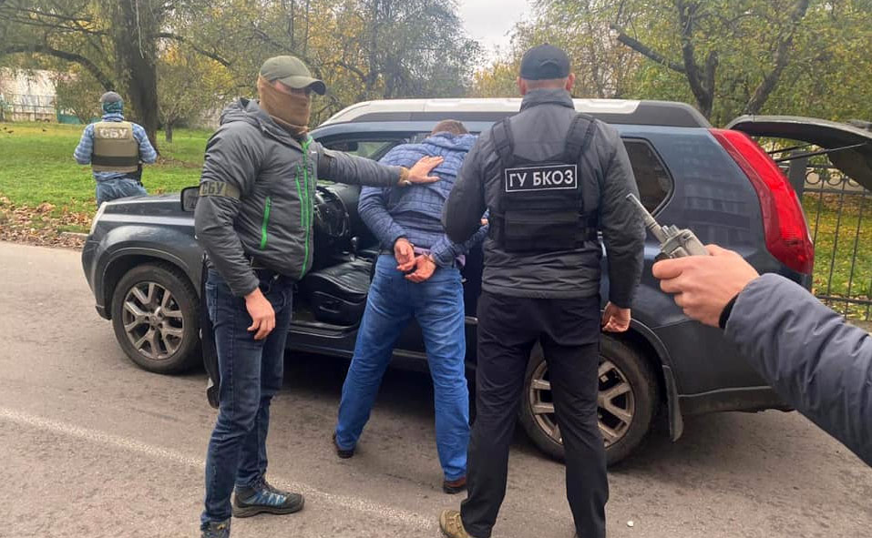 Голову Чернігівської РДА затримали на отриманні хабаря