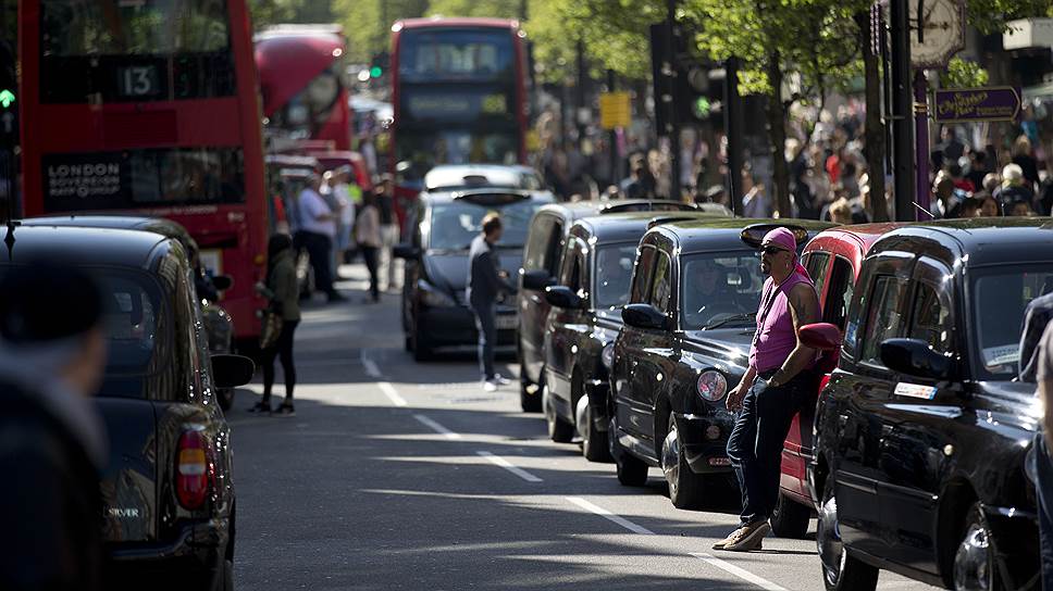 Великобританія забороняє продаж бензинових та дизельних автівок після 2030 року