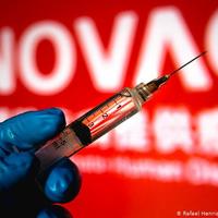 Україна закупить майже 2 млн доз китайської вакцини проти китайського коронавірусу