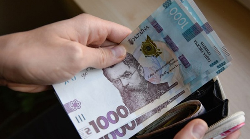 З 1 січня зросла мінімальна зарплата та пенсії: скільки українці отримуватимуть у 2021 році