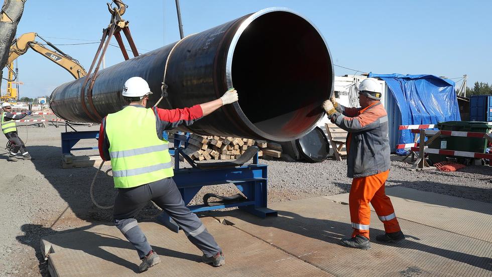 "Газпром" визнав ймовірність припинення будівництва "Північного потоку-2"