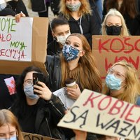 Польща заборонила аборти, незважаючи на протести по всій країні