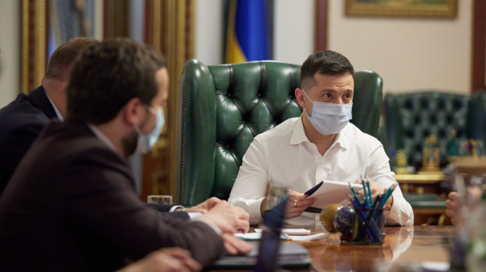 В Україні немає загрози свободі слова та медіа-бізнесу – Зеленський керівникам провідних телеканалів