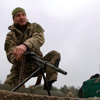 Мер Києва Віталій Кличко ліг під танк і кинув гранату