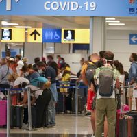 Кабмін запровадив обов’язковий ПЛР-тест на COVID для в’їзду іноземців в Україну