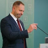 Керівник офісу Зеленського Андрій Єрмак звинуватив США у небажанні припинити війну на Донбасі