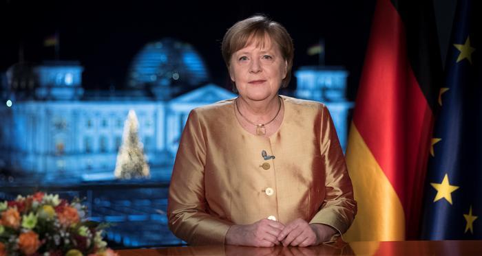 Меркель приєднається до обіду Макрона та Зеленського у відеоформаті