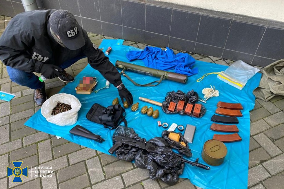 СБУ виявила арсенал боєприпасів у центрі Києва