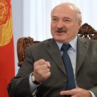 Лукашенко погрожує не приймати транзитні літаки з України