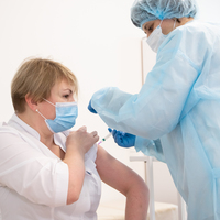 МОЗ збільшило перелік професій з обов’язковою ковід-вакцинацією