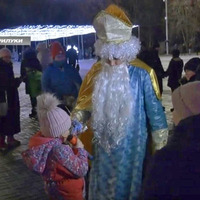 До дітей на Центральну площу завітав святий Миколай
