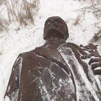 У Новгороді-Сіверському продають статую Леніна за 394 тисячі гривень