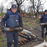 За добу на Чернігівщині виявлено 498 вибухонебезпечних предметів — інформація від ДСНС в області станом на ранок 28 квітня