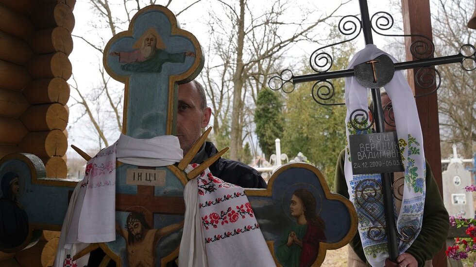 На Чернігівщині у поминальні дні заборонили відвідувати кладовища