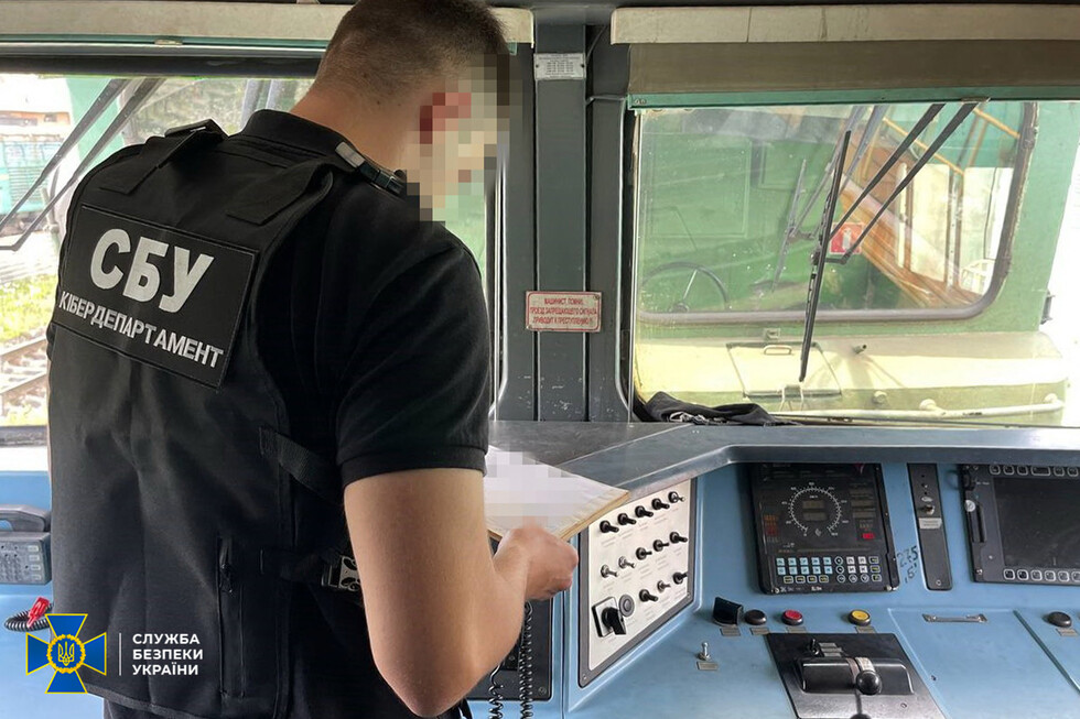 СБУ заарештовала білоруські локомотиви, якими рф перекидала війська до кордонів України