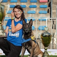 Українка зі службовим собакою з Нацгвардії виграли чемпіонат світу з дресирування