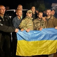 Україна повернула з полону частину захисників Азовсталі та голову патрульної поліції Маріуполя