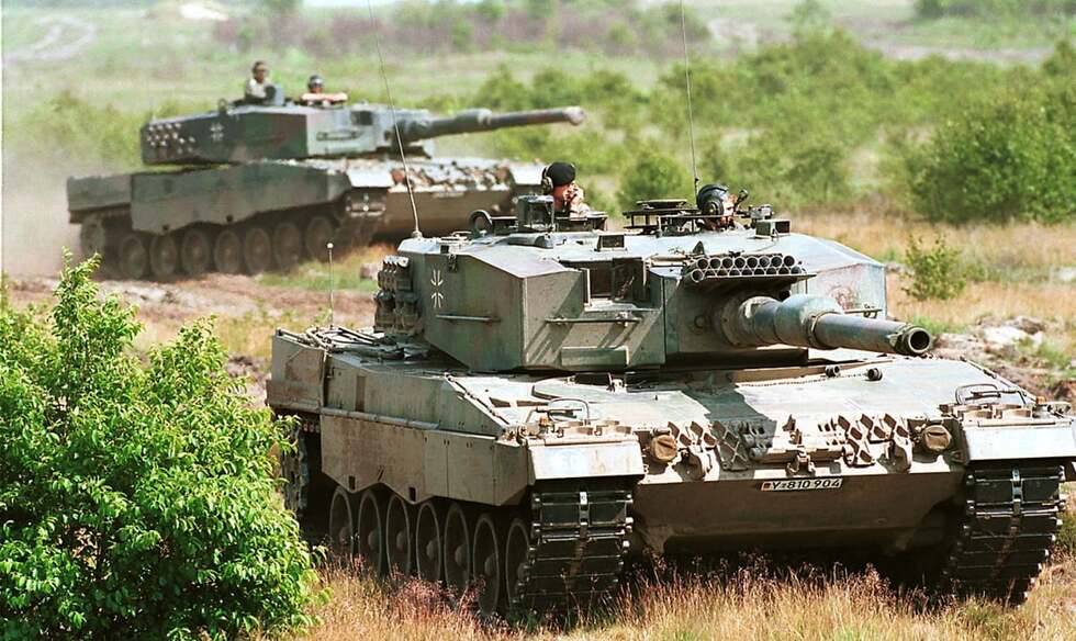 П’ять країн готові передати Україні танки Leopard 2 – Кулеба