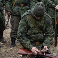 Росія планує призвати на війну чоловіків з окупованих територій
