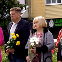 День Конституції України у Прилуках віздначили покладанням квітів та вшануванням пам’яті воїнів - захисників