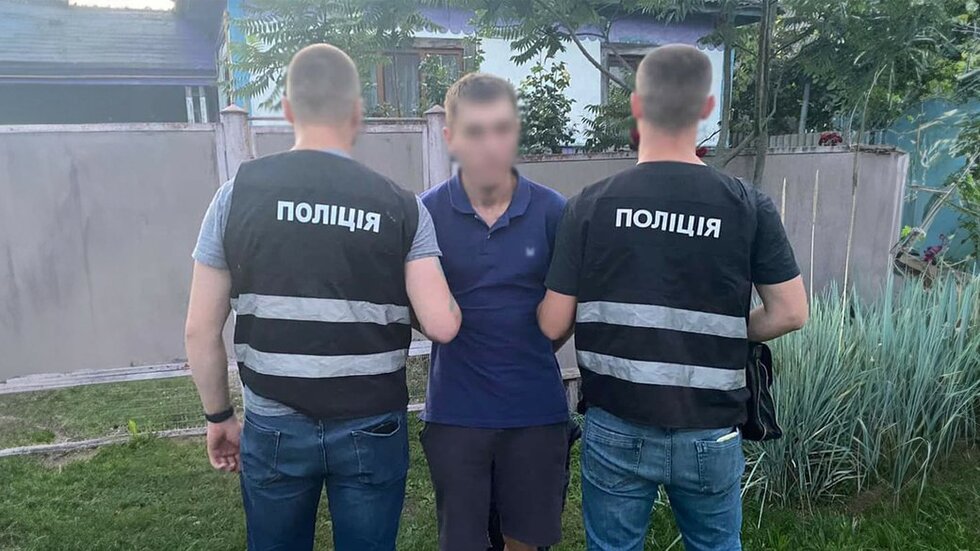 Правоохоронці на Чернігівщині затримали квартирних крадіїв-рецидивістів