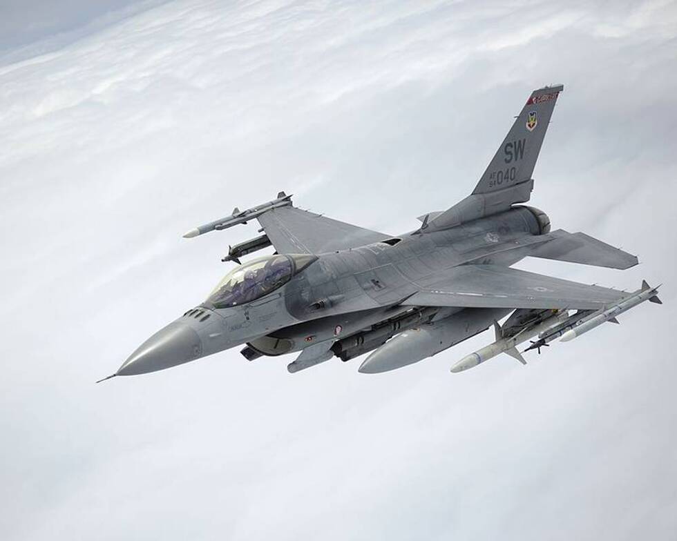 Нідерланди готують до передачі Україні 18 винищувачів F-16: як вони вплинуть на ситуацію на фронті
