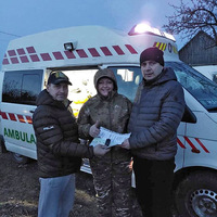 Сухополов’янська громада за кошти благодійників придбала карету швидкої допомоги Volkswagen T5 Ambulance. Авто вже доставили на фронт