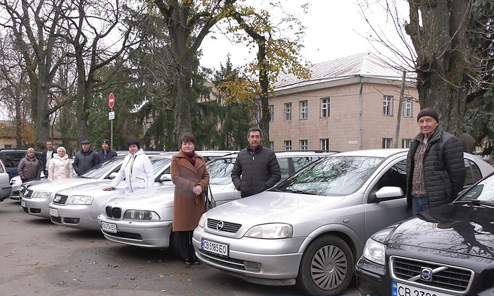 Допомога від міжнародних партнерів в дії: Прилуччина отримала 12 автомобілів від уряду Латвії