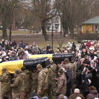 Прилуки проводжали у небесне військо загиблих воїнів Євгенія Профатілова та Дениса Ткаченка