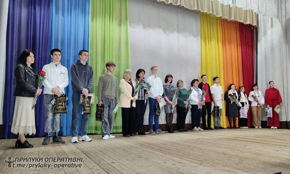 У громаді на Прилуччині відзначили обдарованих учнів