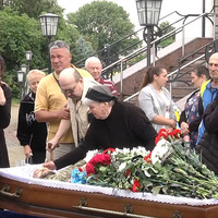На щиті до рідного дому повернувся герой Денис Дворніченко