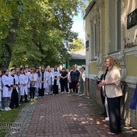 У коледжі Прилук відкрили меморіальну дошку на честь загиблого воїна-випускника