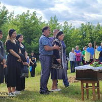 У громаді на Прилуччині попрощалися із військовим ЗСУ Володимиром Мильчиком