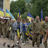 Прилуцька громада попрощалася із загиблим військовослужбовцем Валентином Федорченком