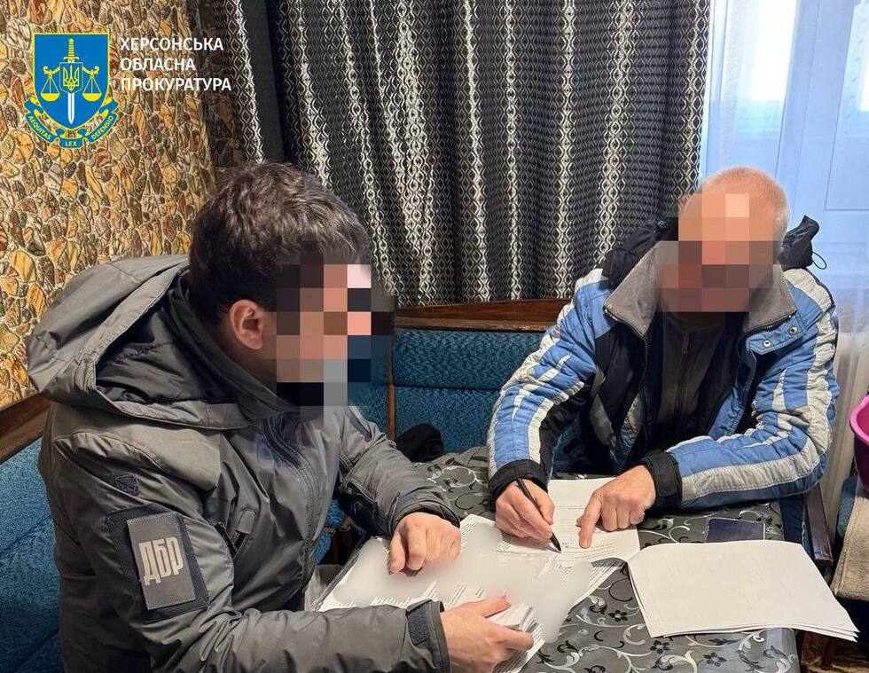 Двох залізничників із Херсонщини прокуратура обвинувачує у державній зраді за співпрацю з окупантами