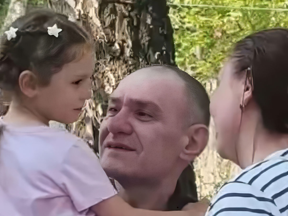 Чекали батька і чоловіка два роки: з російського полону повернувся прикордонник з Прилук Андрій Юхименко
