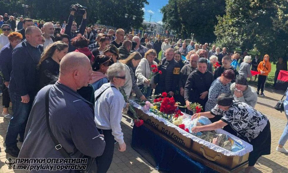 У Прилуках провели в останню путь загиблого військового ЗСУ Олега Кравчука