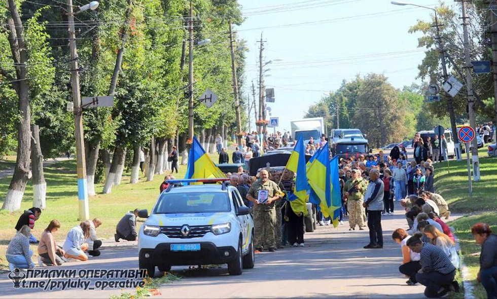 На Прилуччині провели в останню путь загиблого військового ЗСУ Михайла Хрипка