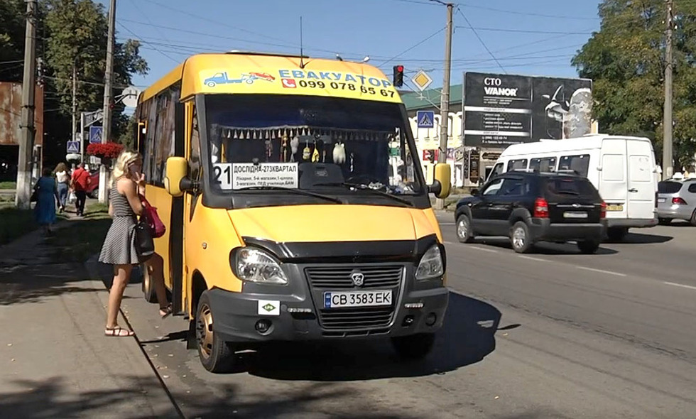 Автобуси №3 та №15 курсують містом