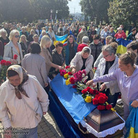 У Прилуках попрощалися із загиблим військовим ЗСУ Іваном Бочаровим