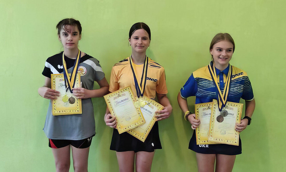 Тенісистки з Прилуччини завоювали «золото» чемпіонату області