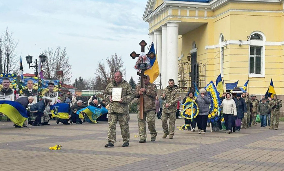 У Прилуках попрощалися із загиблим військовим ЗСУ Олександром Милейком
