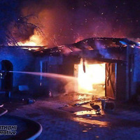 На Прилуччині через коротке замикання електрики горіли гараж та господарча будівля