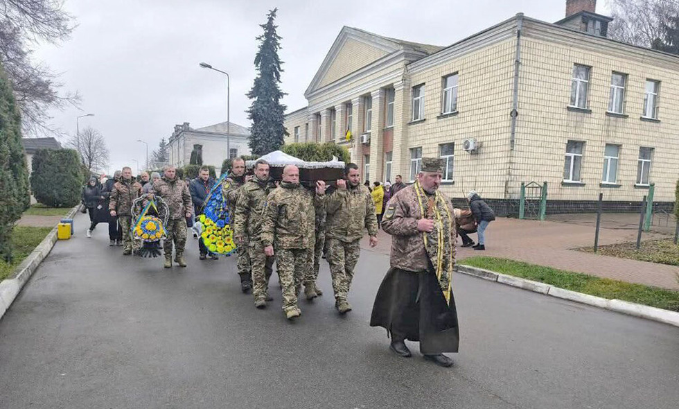 На Прилуччині попрощалися із військовим ЗСУ В’ячеславом Дейнекою